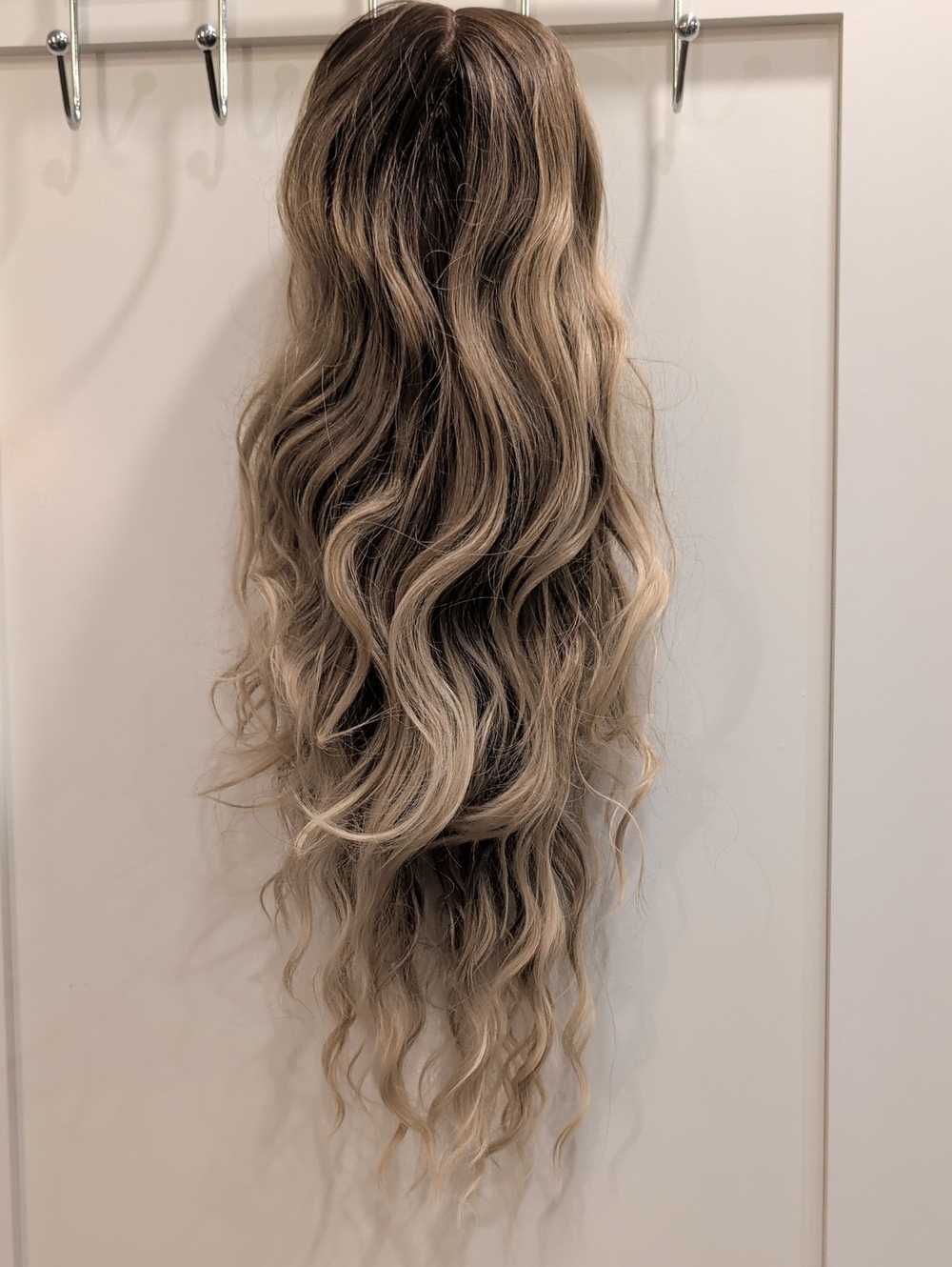 Long Wavy Ombre Women’s Wig Ash Blonde
